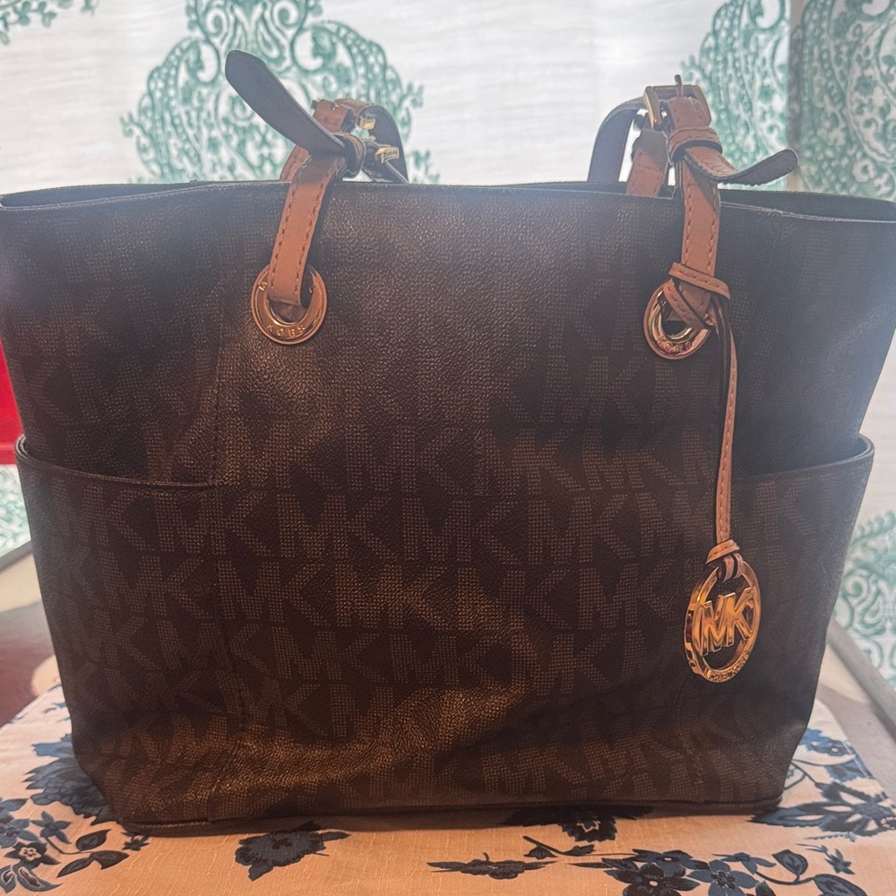 Michael Kors Monograms Large Tote Bag